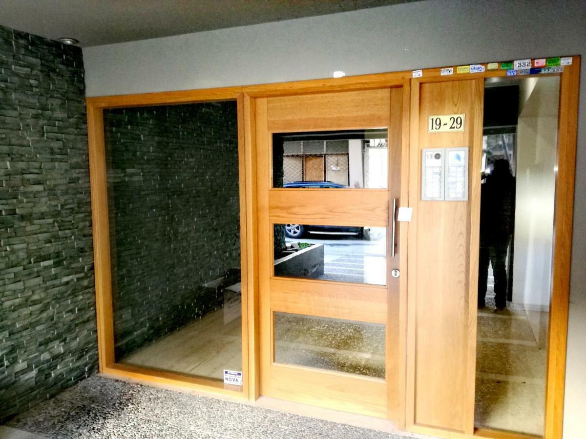 Spacious And Modern Downtown Apartment كاندية المظهر الخارجي الصورة