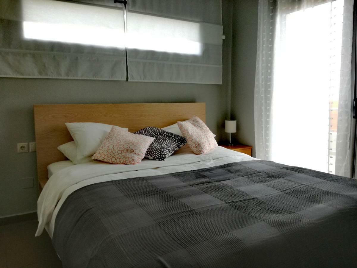 Spacious And Modern Downtown Apartment كاندية المظهر الخارجي الصورة