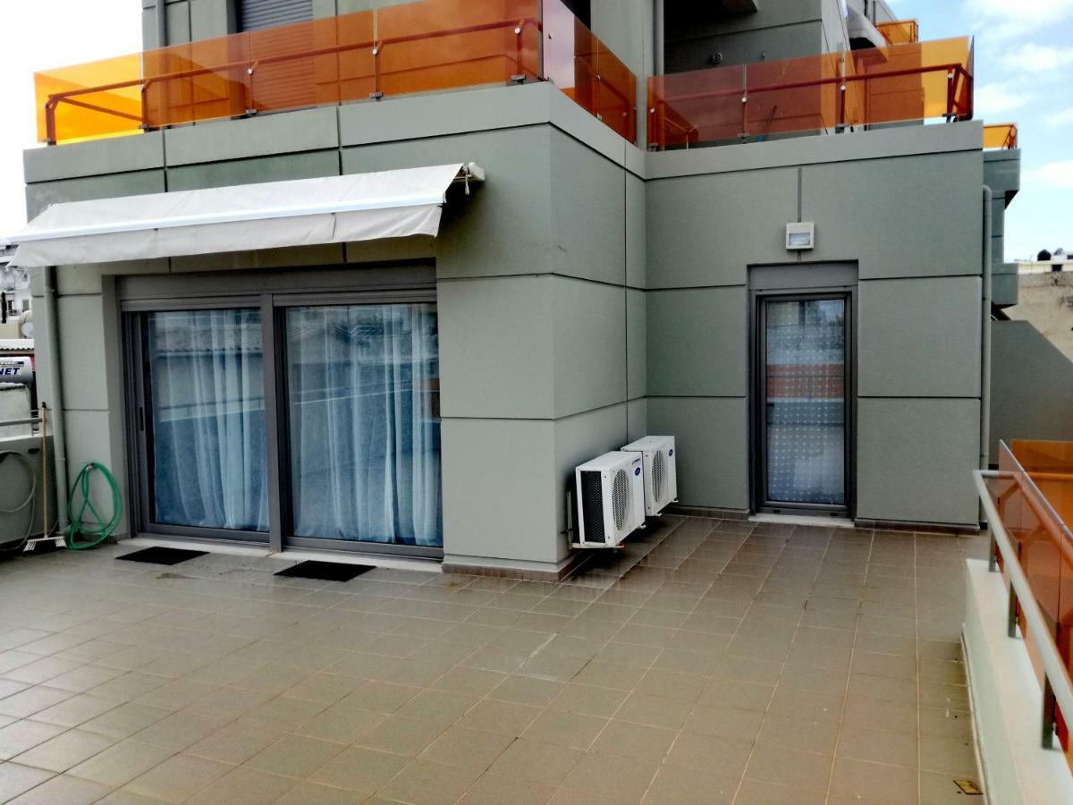 Spacious And Modern Downtown Apartment كاندية المظهر الخارجي الصورة